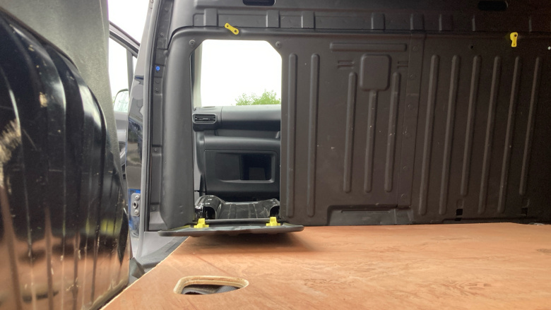 Peugeot Partner Standard Diesel 1000 1.5 BlueHDi 100 Asphalt Van